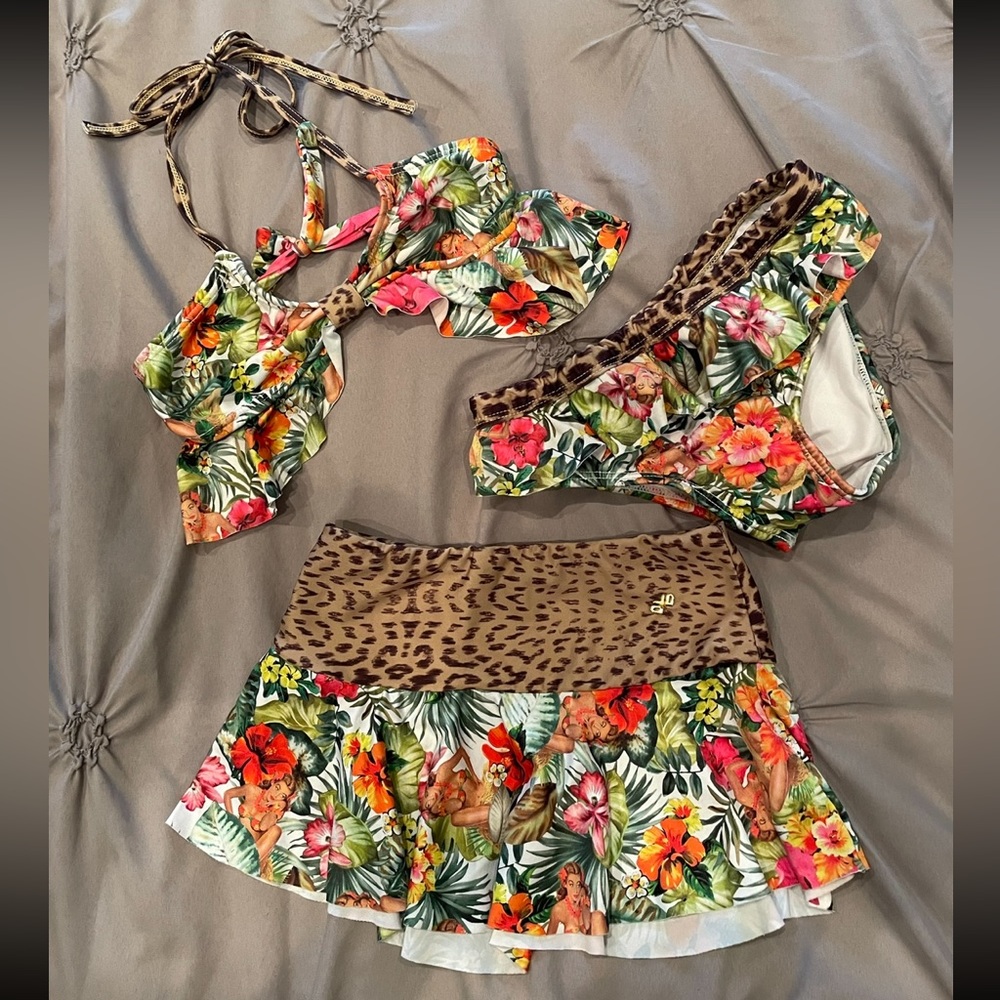 PilyQ girls bikini with cover up skirt.